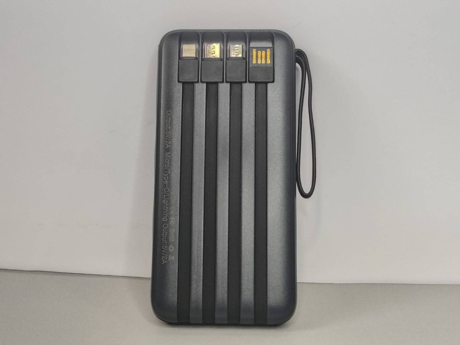 Powerbank 20,000 mAh con Cables Integrados - Imagen 6