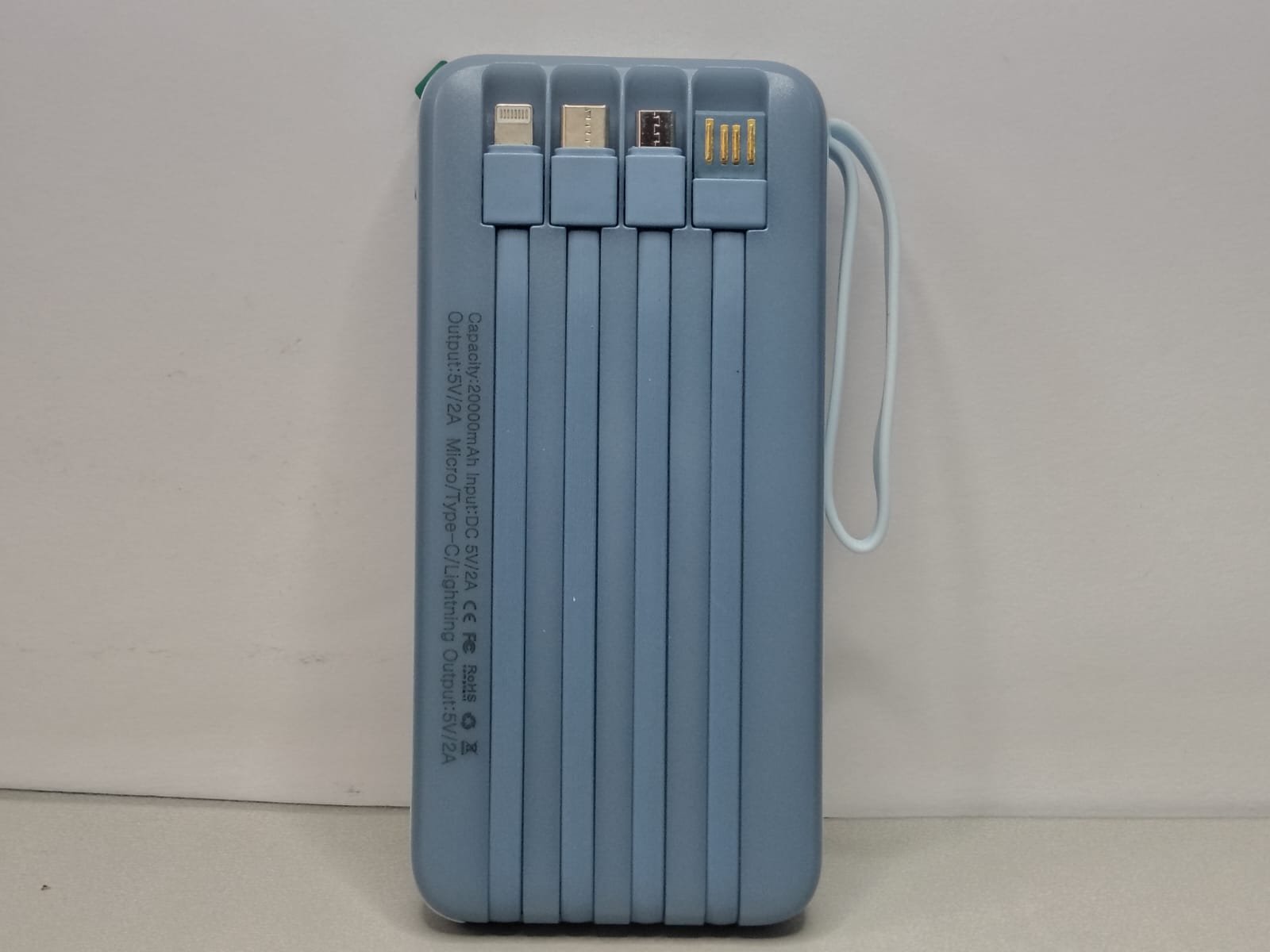 Powerbank 20,000 mAh con Cables Integrados - Imagen 4