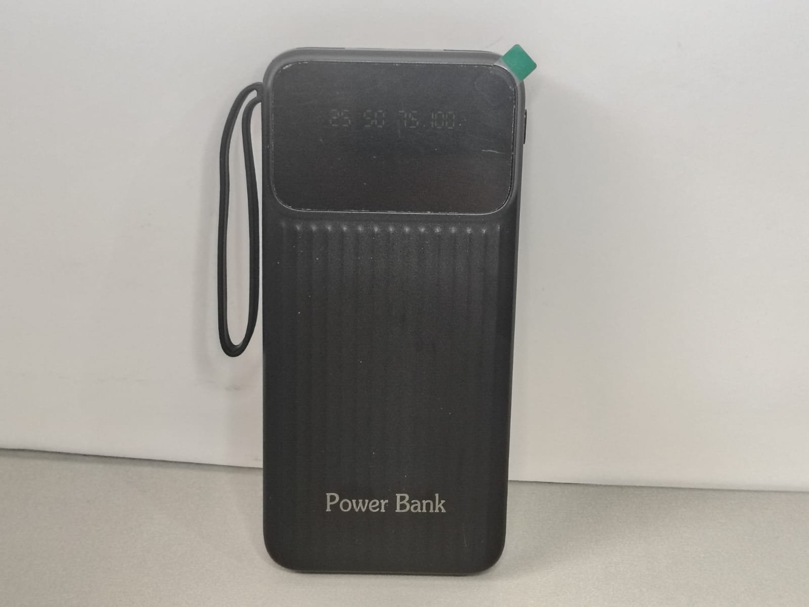 Powerbank 20,000 mAh con Cables Integrados - Imagen 5